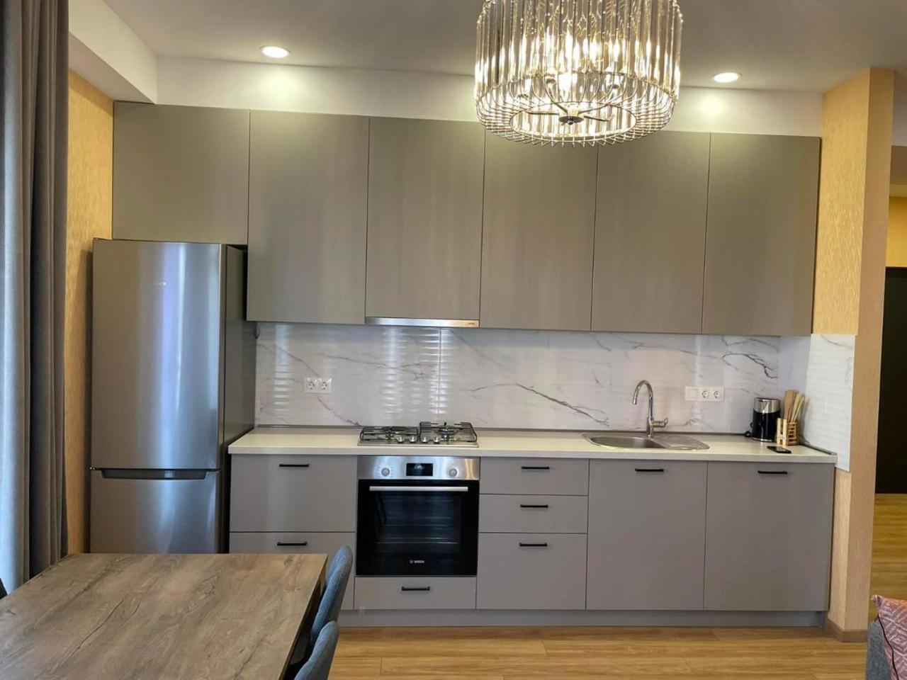 Tbilisi Hilton Apartment Luaran gambar