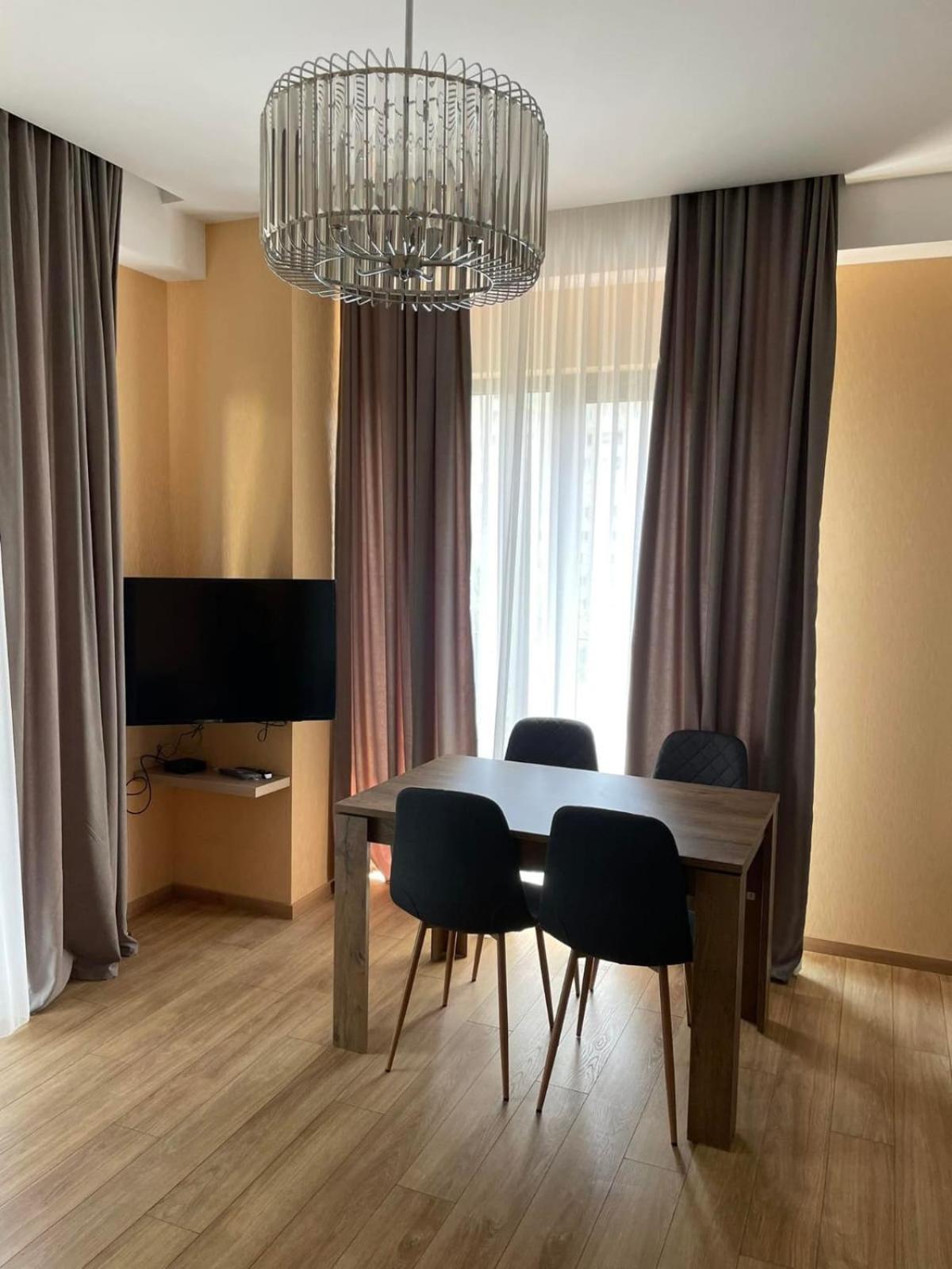 Tbilisi Hilton Apartment Luaran gambar