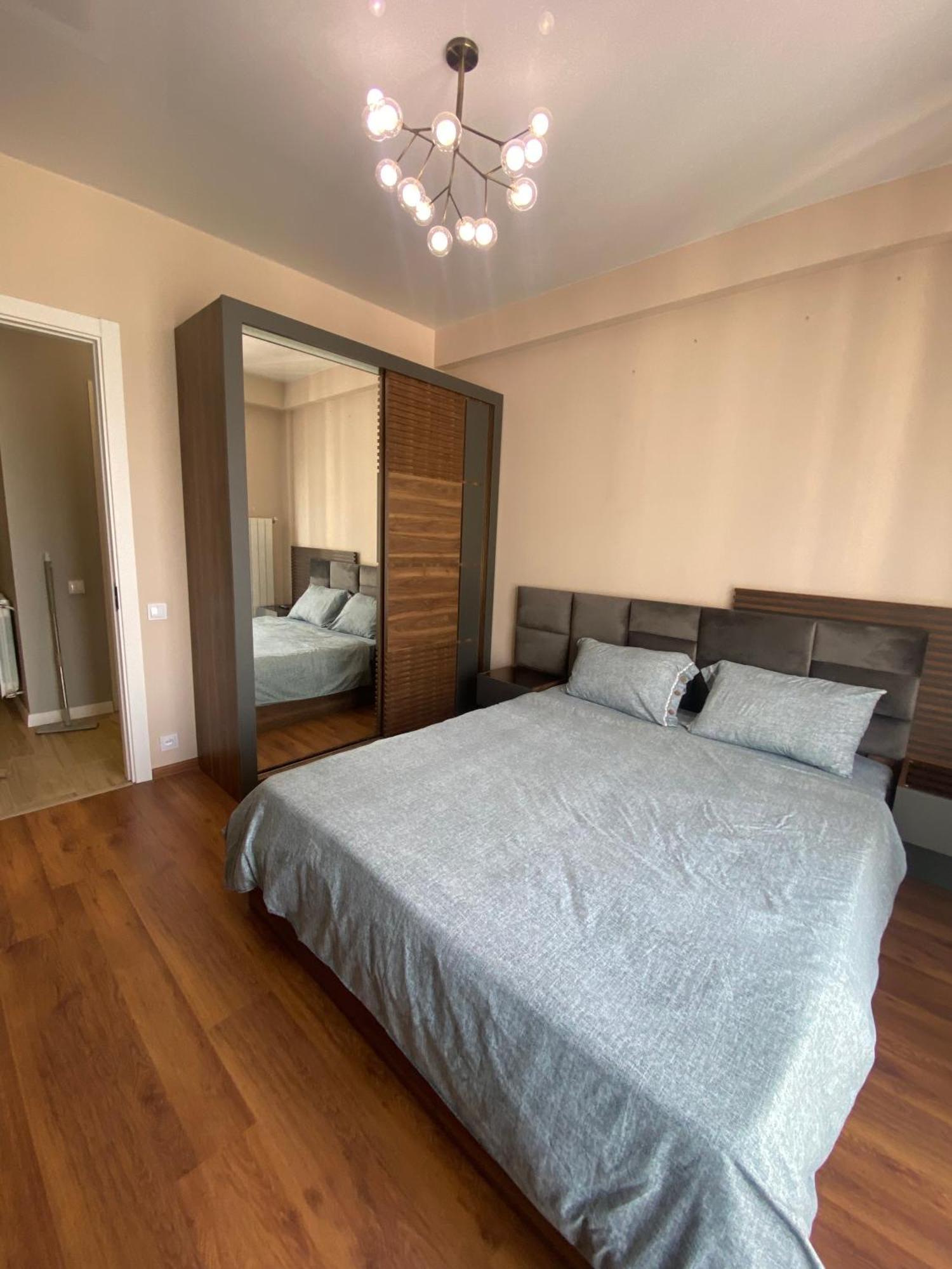 Tbilisi Hilton Apartment Luaran gambar